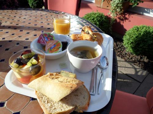 Logis Hôtel Atrium Epinal - main image