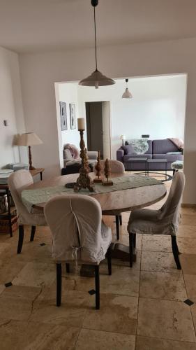 Villa à la campagne gîte à louer Gialla