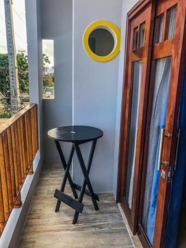 Double Room with Balcony and Sea View image 6