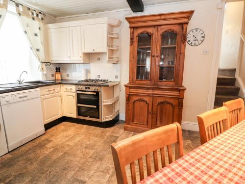 Scotch Hall Cottage - image 10