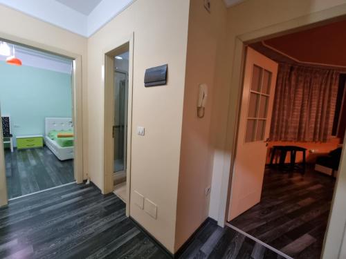 MoonShine Apartament, Tirana (photo 8)