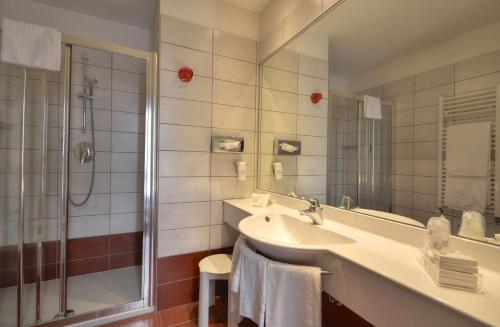 Best Western Hotel Genio - image 12