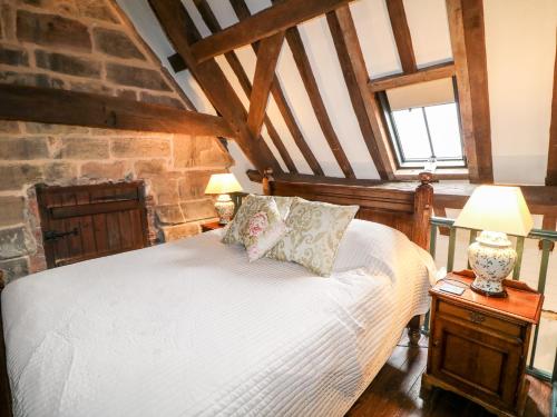 Porter's Lodge Tamworth - image 10