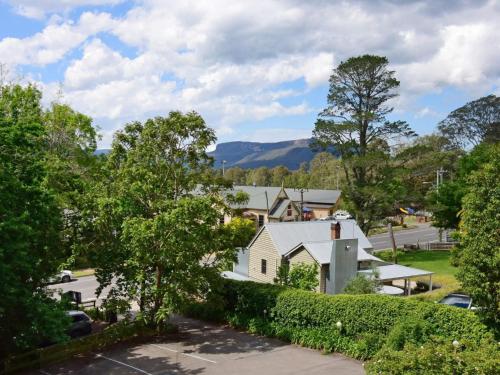 Cloudsong Chalet 1 Close to the village centre