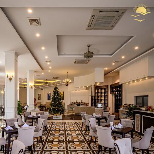 Restaurant, Seaside Boutique Resort Quy Nhon in Quy Nhon (Binh Dinh)