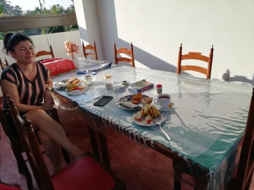 Deluxe Double Room with Balcony image 7