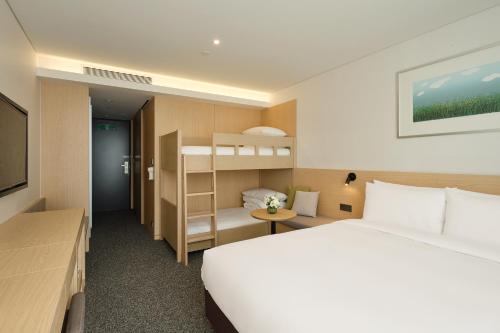 Nine Tree Premier Hotel Insadong Myeongdong