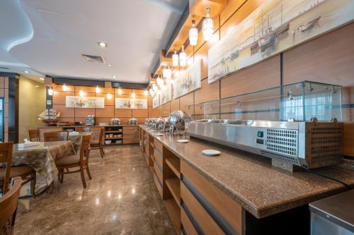 Pearl Swiss Hotel - image 11