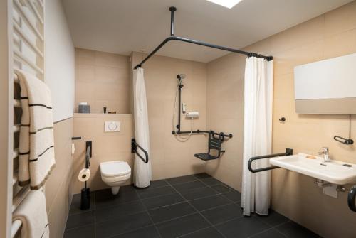 Single Room - Disability Access
