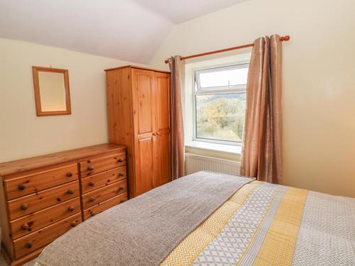 Pine Cottage, Bakewell (photo 7)