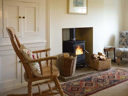 The East Wing Cottage - image 5