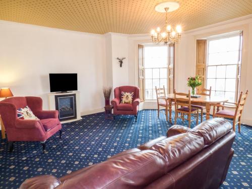 Exmouth Ilfracombe - image 4