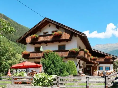 Apartment Haflingerhof Almrose by Interhome in Kaunertal, Österreich