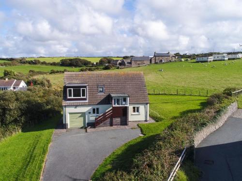 Primrose Cottage Haverfordwest - image 9