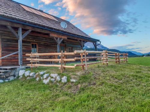 Chalet Steiners Blockhütte - STS220 by Interhome