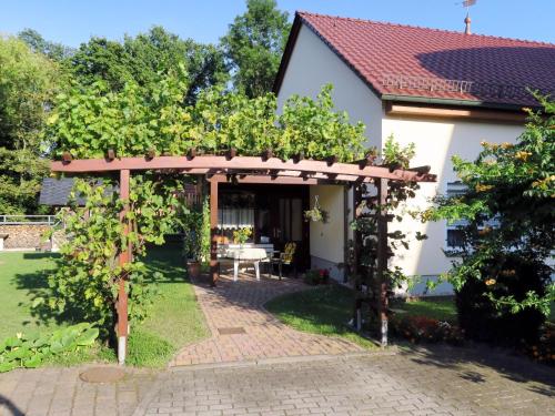 Apartment Am Burgberg by Interhome in Eilenburg