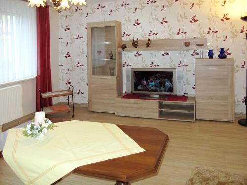Apartment Am Burgberg by Interhome in Eilenburg