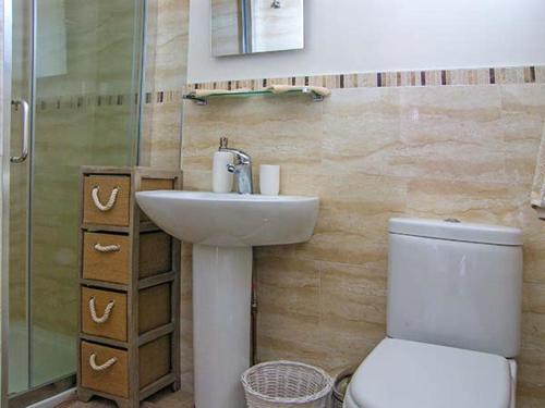 Crud yr Awel Y Felinheli - image 2