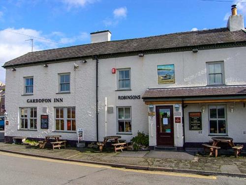 Crud yr Awel Y Felinheli - image 5