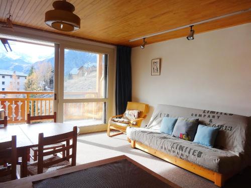 Apartment Le Super Venosc by Interhome Les Deux Alpes