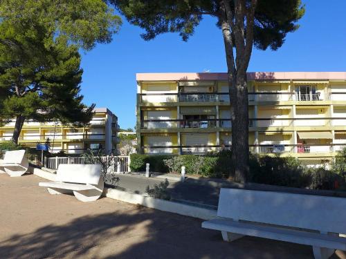 Apartment La Calanque d'Or by Interhome