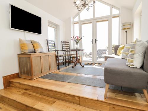 Marsh Villa Wigton - image 11