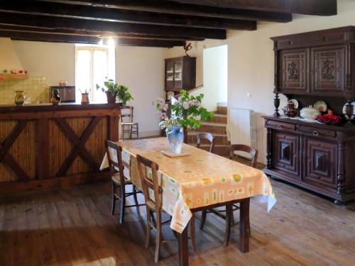 Holiday Home Le Mas de Serre by Interhome in Меркус