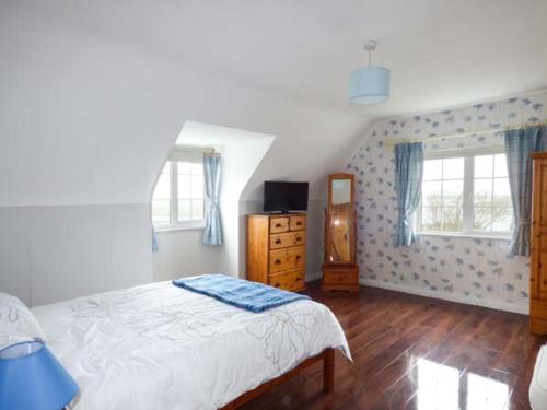 No.1 Apt Brandy Harbour Cottage Kilcolgan - main image