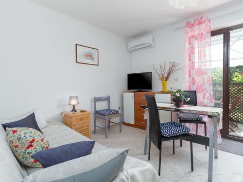  Apartment Nena - PRC425 by Interhome in Nova Vas