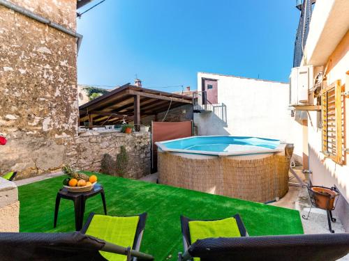  Apartment Eda - KST257 by Interhome in Tar