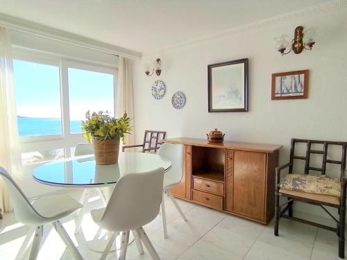 Apartment Turia Playa by Interhome in بينيدورم-كوستا بلانكا