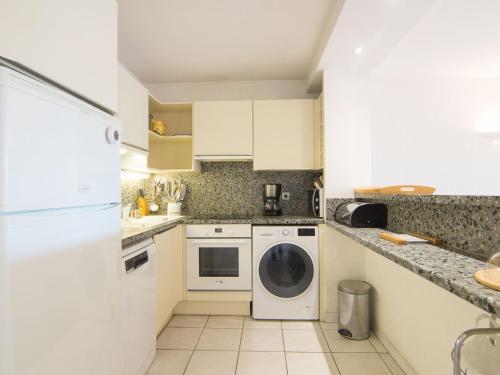 Apartment Le Magellan-2 by Interhome near Restaurant pizzeria l'escale