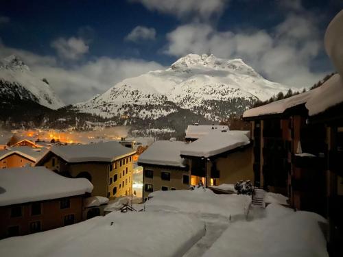 Apartment Residenza Chesa Margun 47-2 by Interhome in Silvaplana
