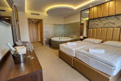 1 queen bed