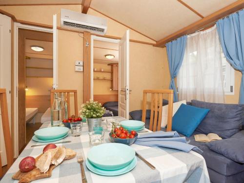 Holiday Home Comfort by Interhome in Сесса-Аурунка