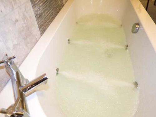 1 Primitive Croft 1 Primitive Croft