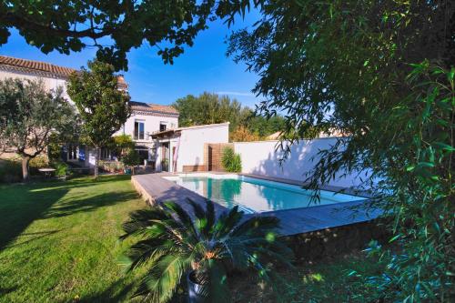 Accommodation in Roquemaure