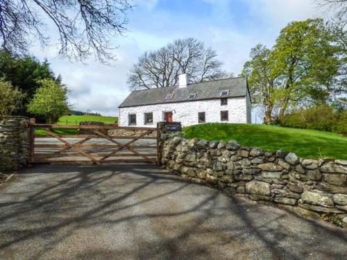 Ty Uchaf Corwen - image 8