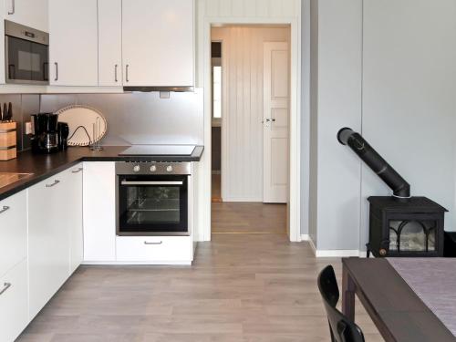 Holiday Home Nesholmen by Interhome in Лаєрвік