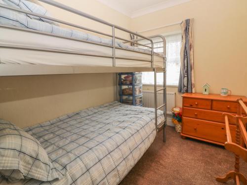 Little Acre Torquay - image 13
