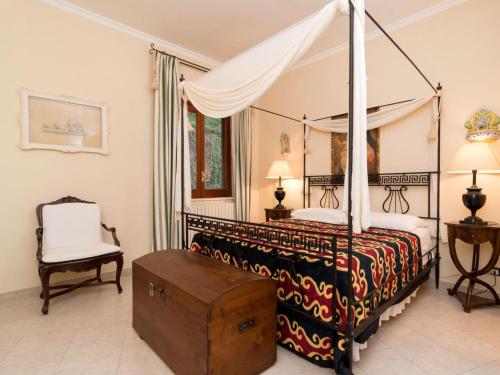  Apartment Positano Elegant Terrace by Interhome in Positano