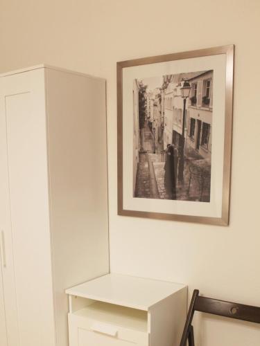 Modern apartment Michalska 6 - image 4