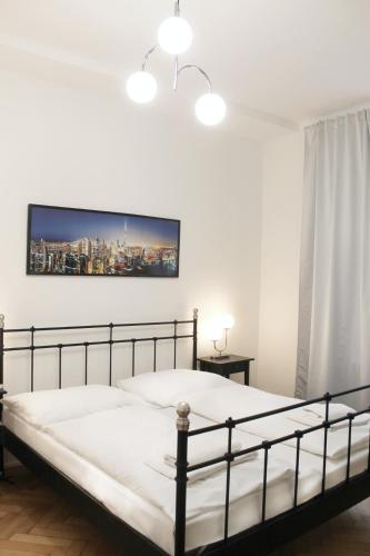 Apartment image 9