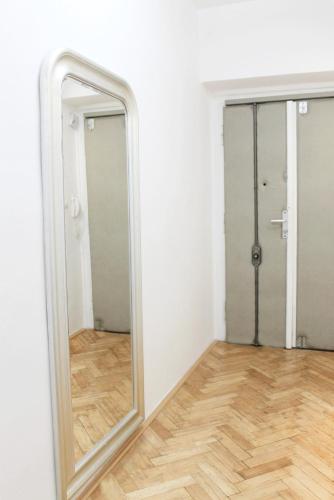 Apartment image 2