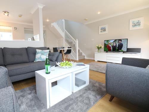 Breeze Cottage - image 10