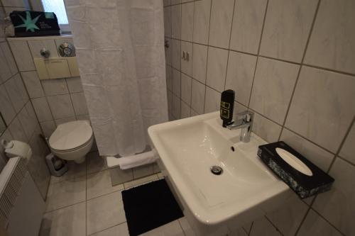 Schöne 3 Zimmer Wohnung in Wangen, Štutgart (fotografie 7)