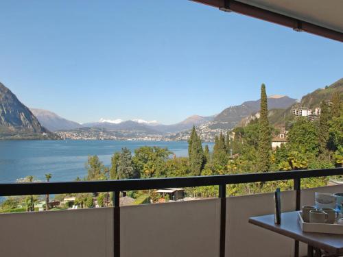 Apartment Lago di Lugano-4 by Interhome