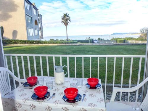 Apartment Le Grand Large by Interhome - Location saisonnière - Six-Fours-les-Plages