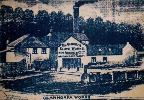 Riverside cottage walking distance into Caernarfon