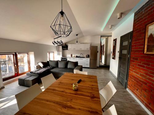 Apartamenty na Maja -4- in Скерневіце